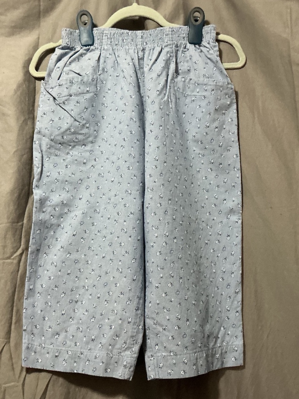 Women’s capri pants